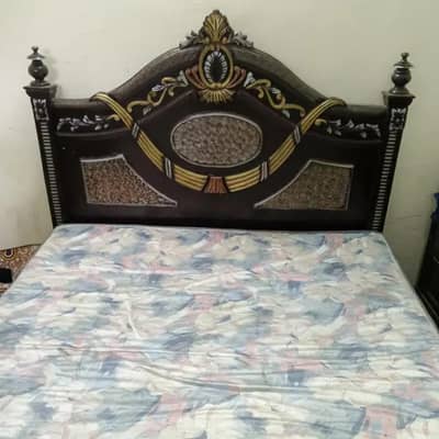 King size bed with mattress