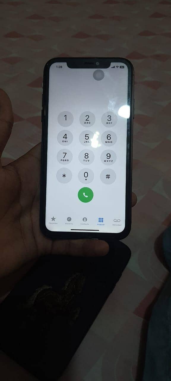 Apple iPhone 11 4
