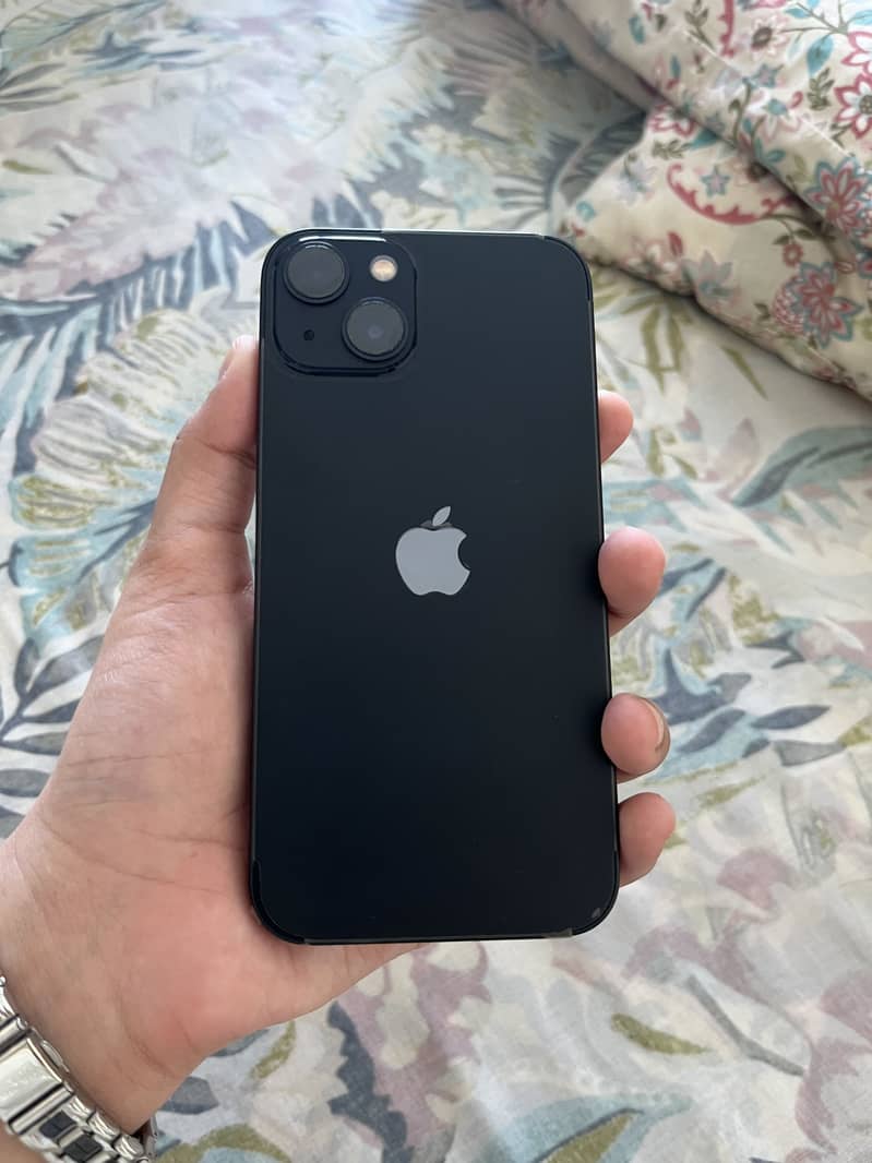 Apple iPhone 13 2