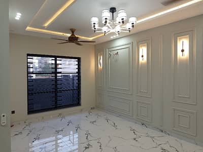 A Spacious 5 Marla Lower Portion In Central Park Housing Scheme