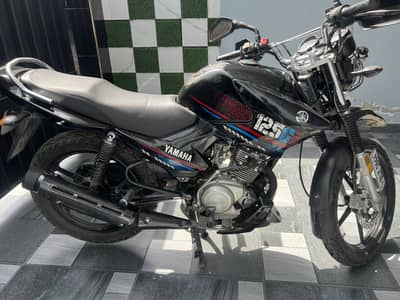Yamaha ybr 2023 model