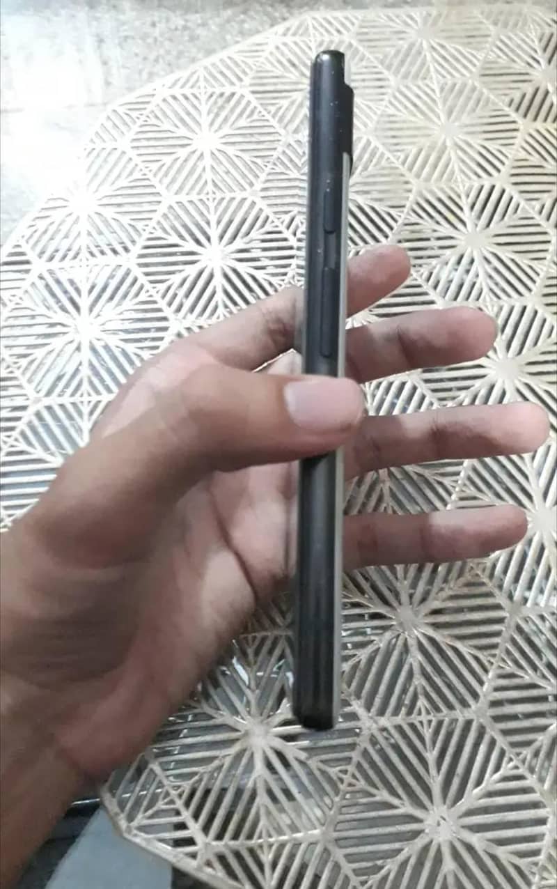 Google Pixel 6a 1