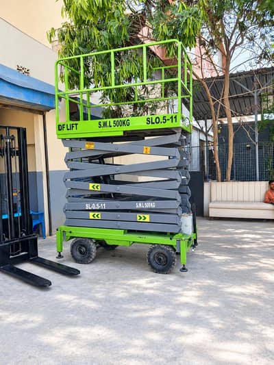 42 Ft Scissor Lift On Rent | Daily & Monthly Basis in all Pakistan