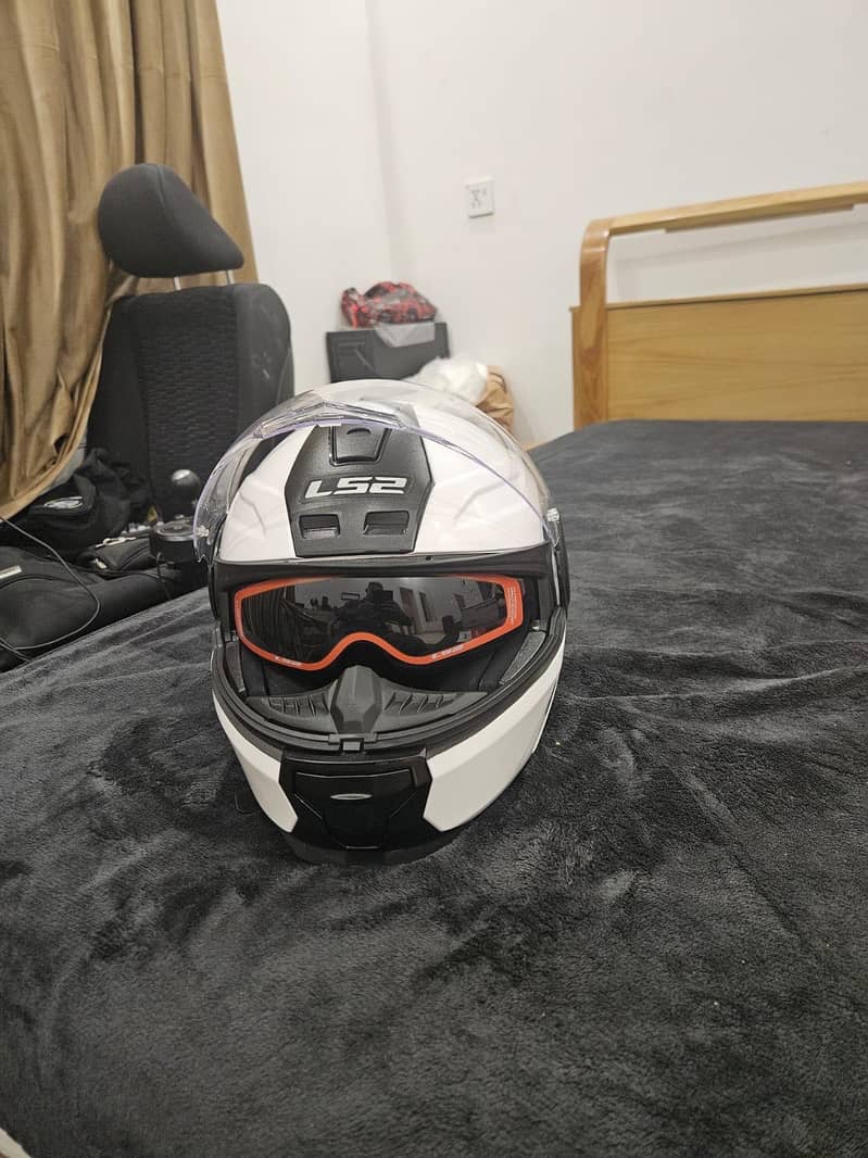 Helmet 5