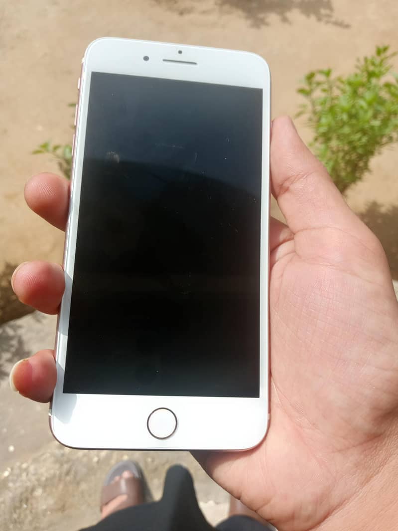 Apple iPhone 7 Plus 2