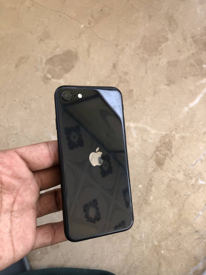 Apple iPhone SE2 2