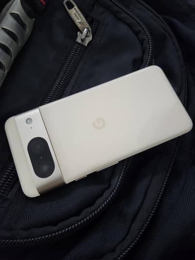 Google pixel 8