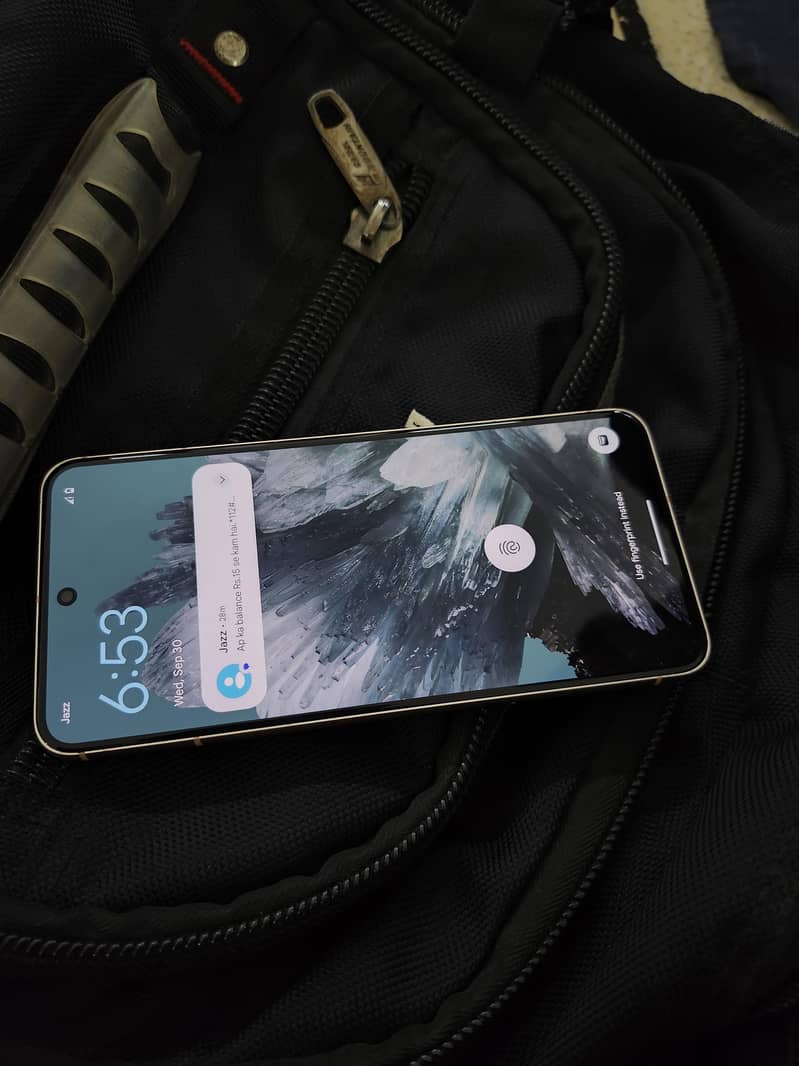 Google pixel 8 1