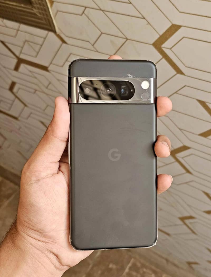 Google Pixel 8 Pro 0