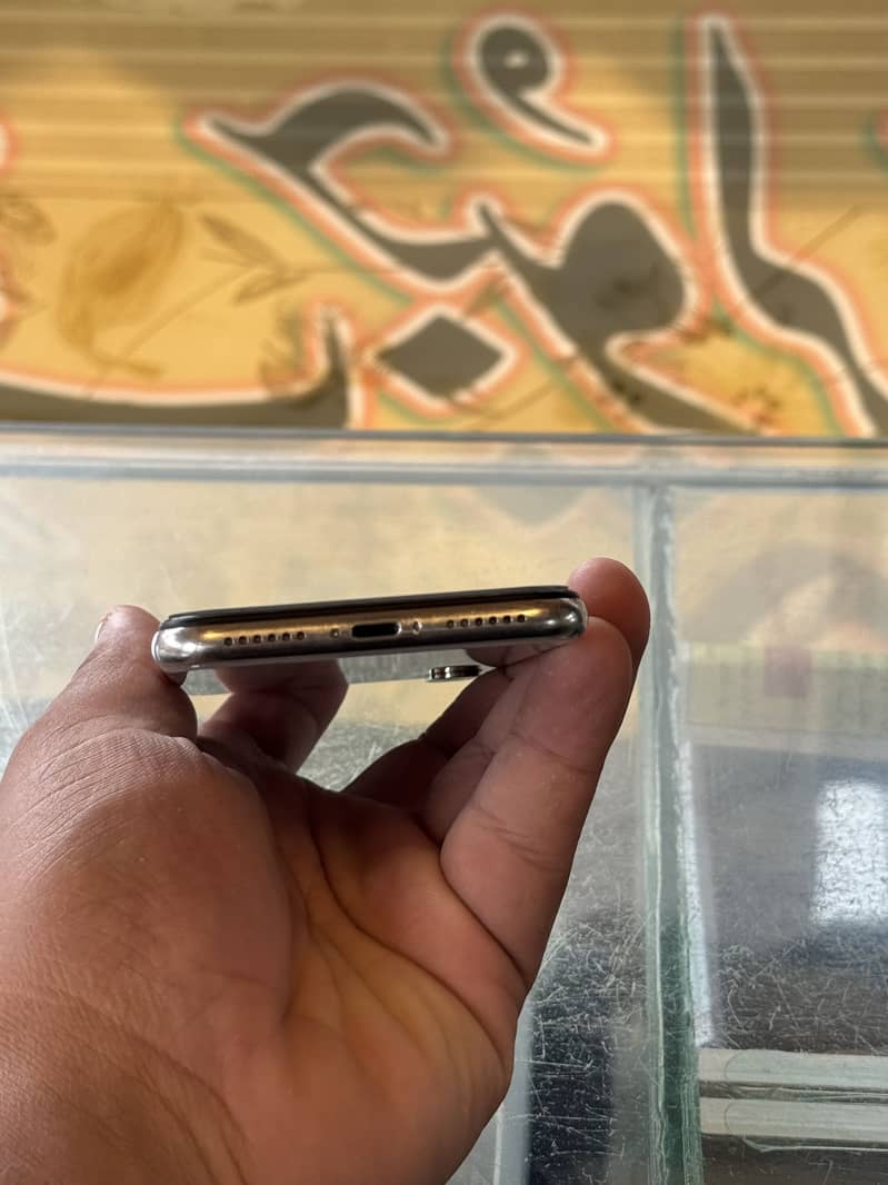 Apple iPhone X 7