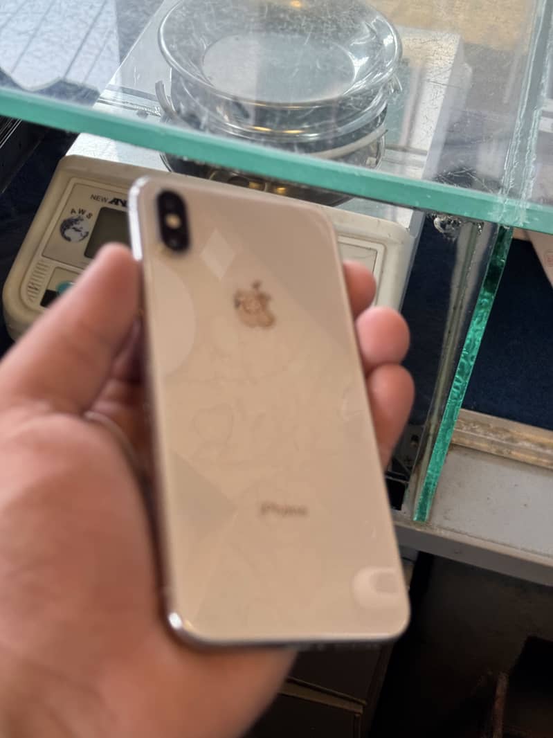 Apple iPhone X 10