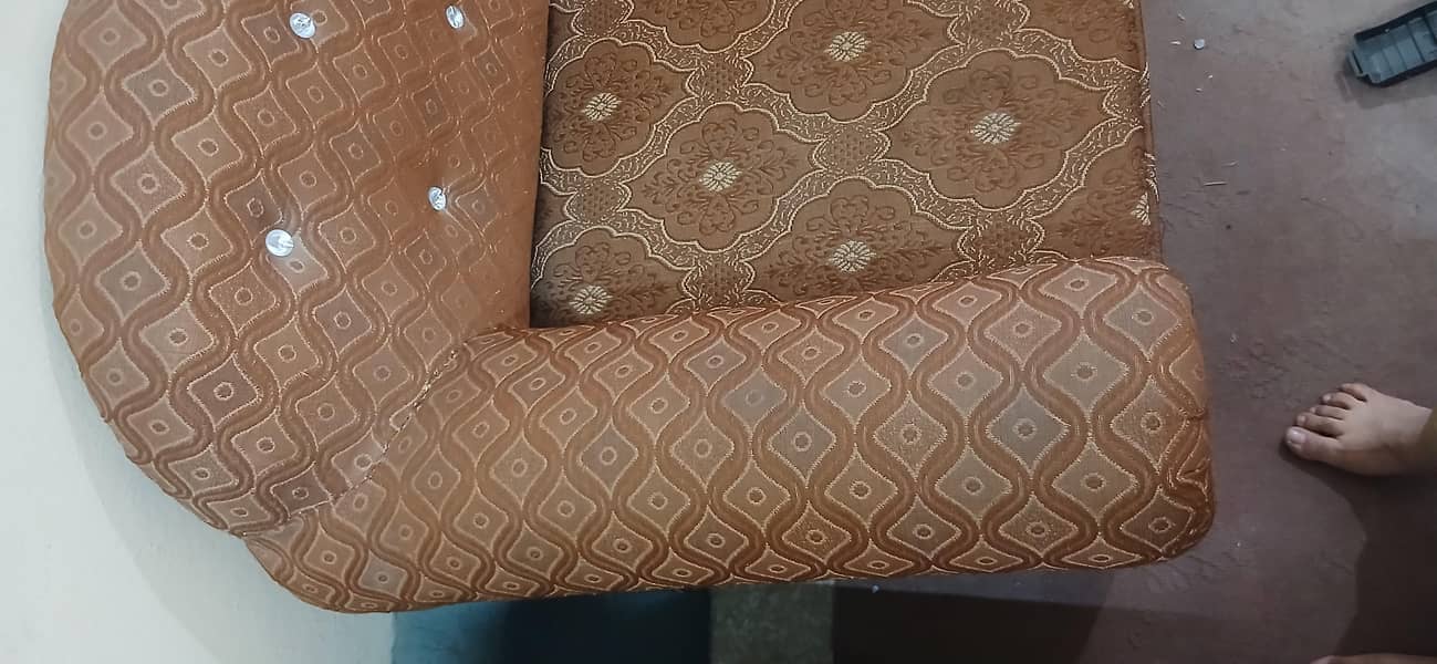 Dewan sofa 4