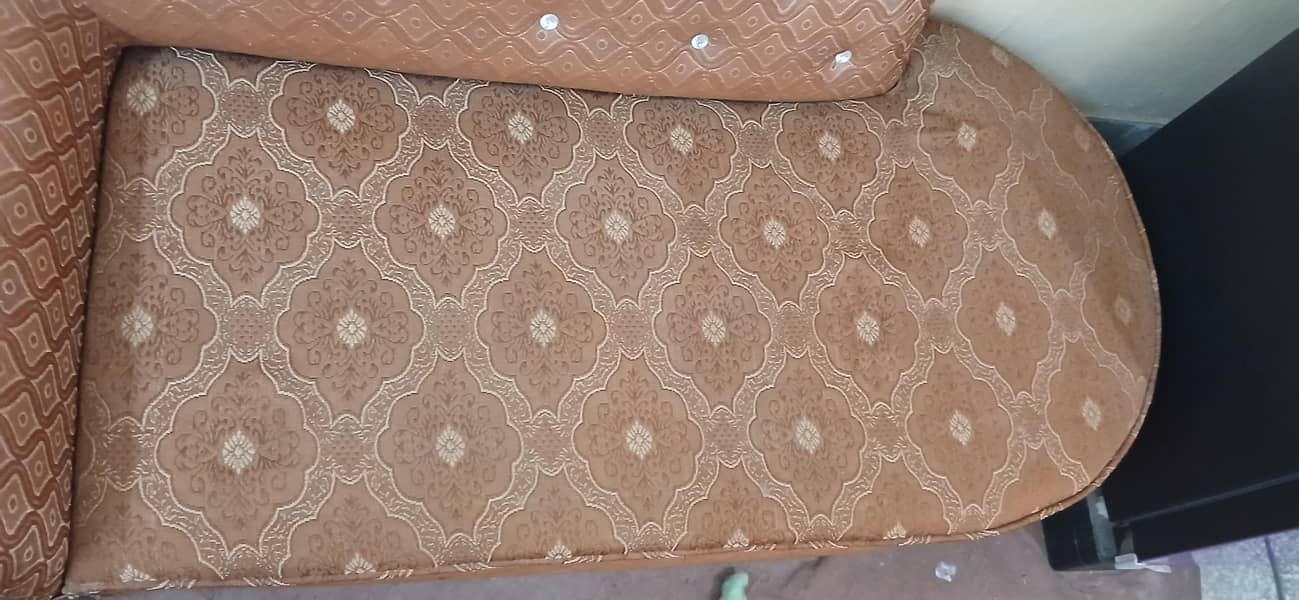 Dewan sofa 6