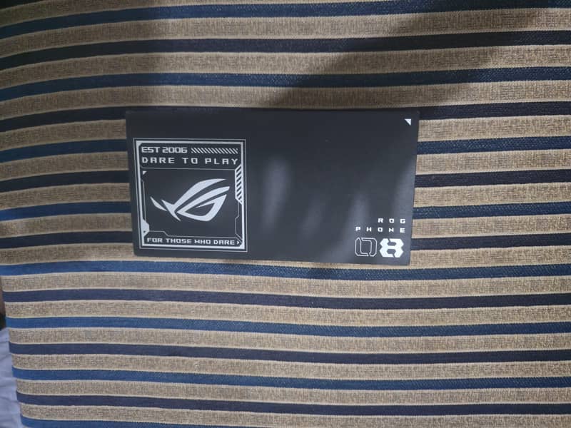 Asus ROG  8 5