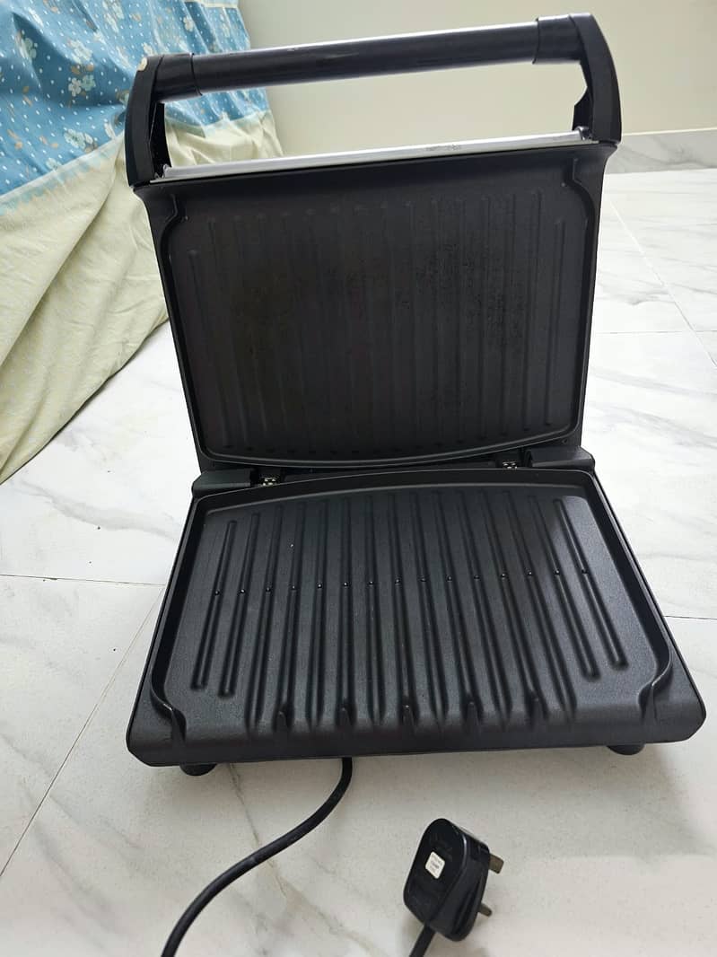 Electric Grill 3