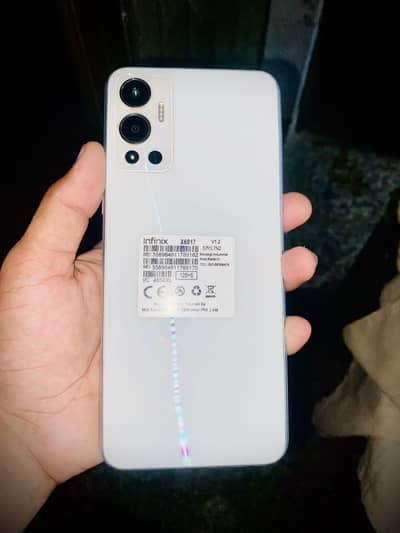 Infinix Hot 12
