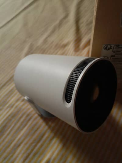 Projector new ha saudia sy buy Kia tha