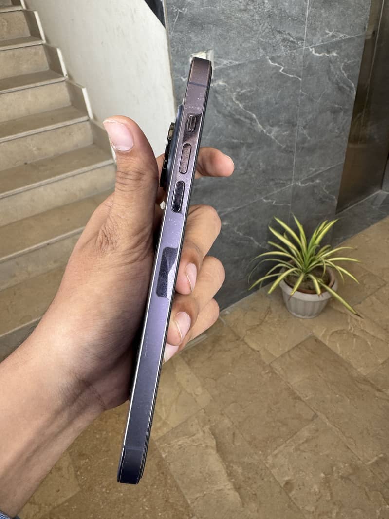 Apple iPhone 14 Pro Max 2