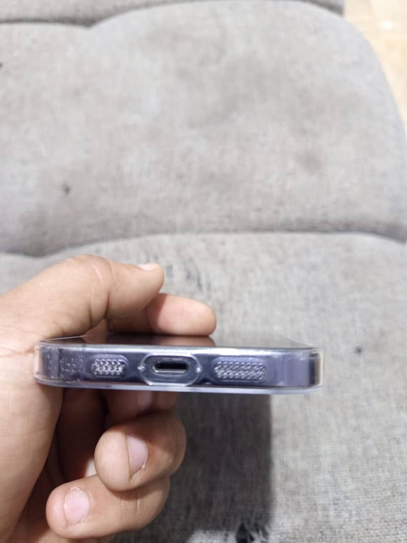 Apple iPhone 14 Pro 1