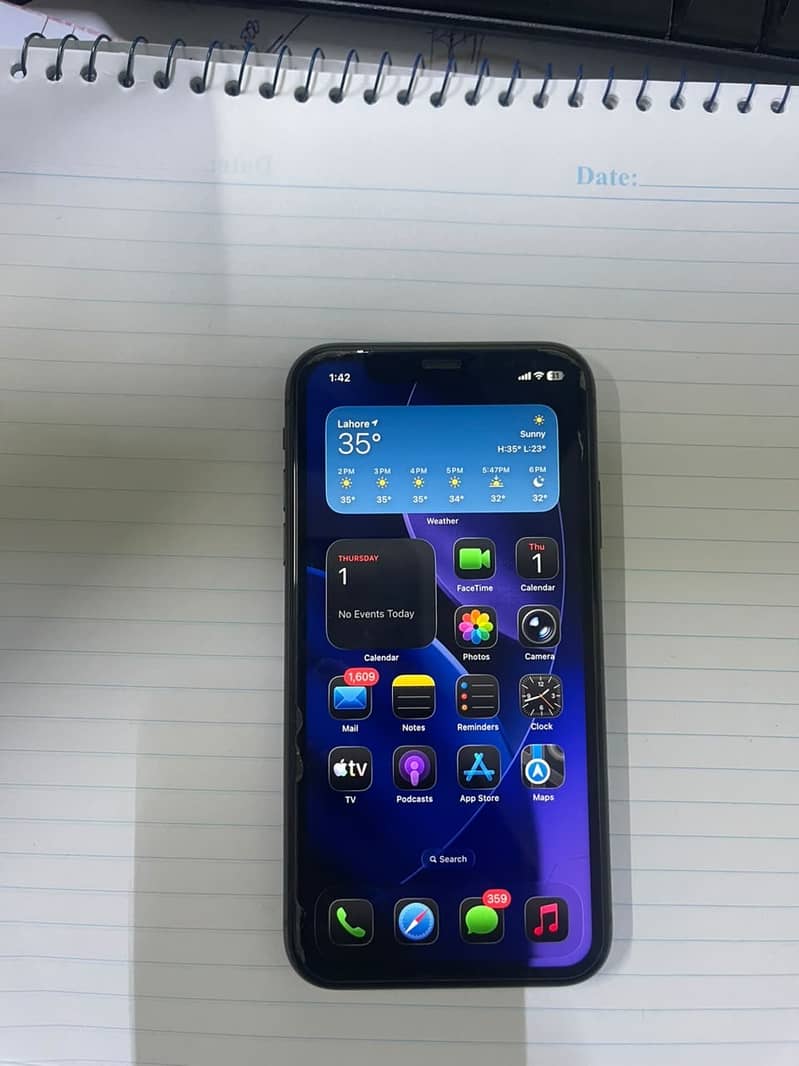 Apple iPhone 11 3