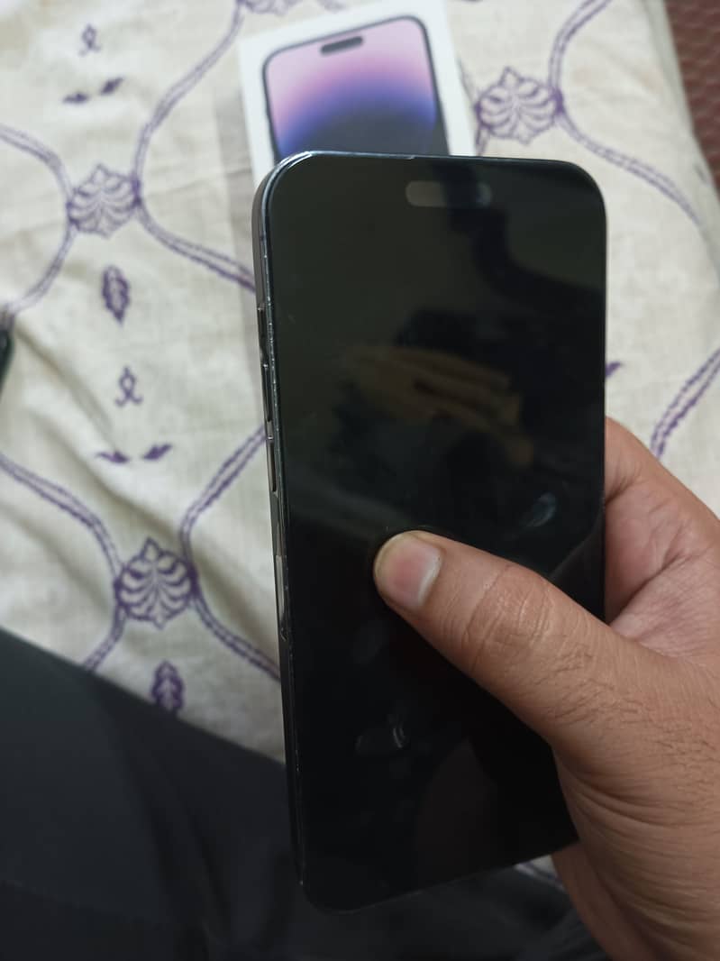 Apple iPhone 14 Pro Max 4