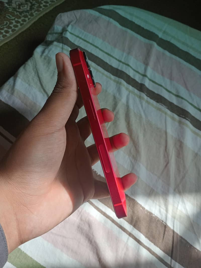 Apple iPhone 14 1