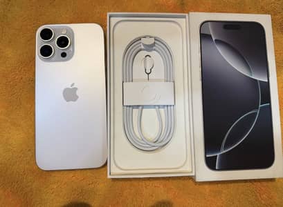 Apple iPhone 16 Pro Max