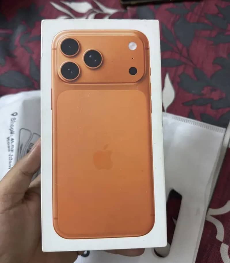 Apple iPhone 17 Pro Max 0
