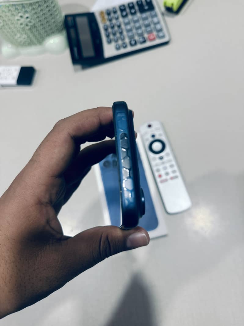 Apple iPhone 17 Pro Max 5