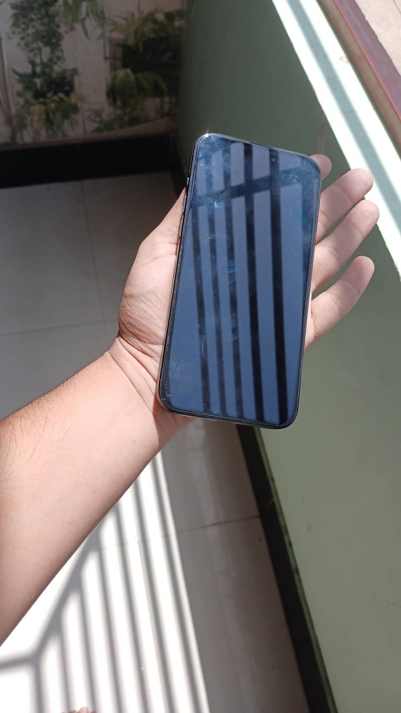 Apple iPhone 15 Pro Max 4