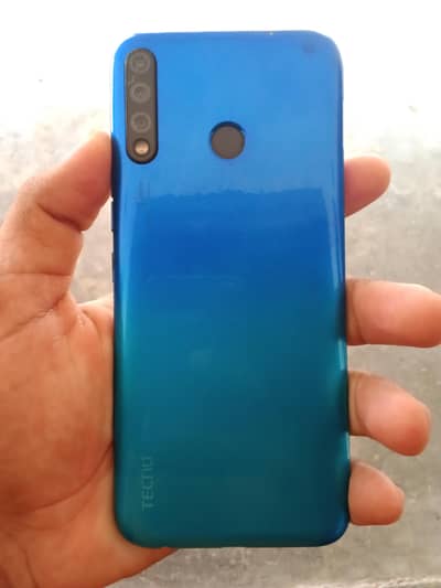 Tecno spark 4