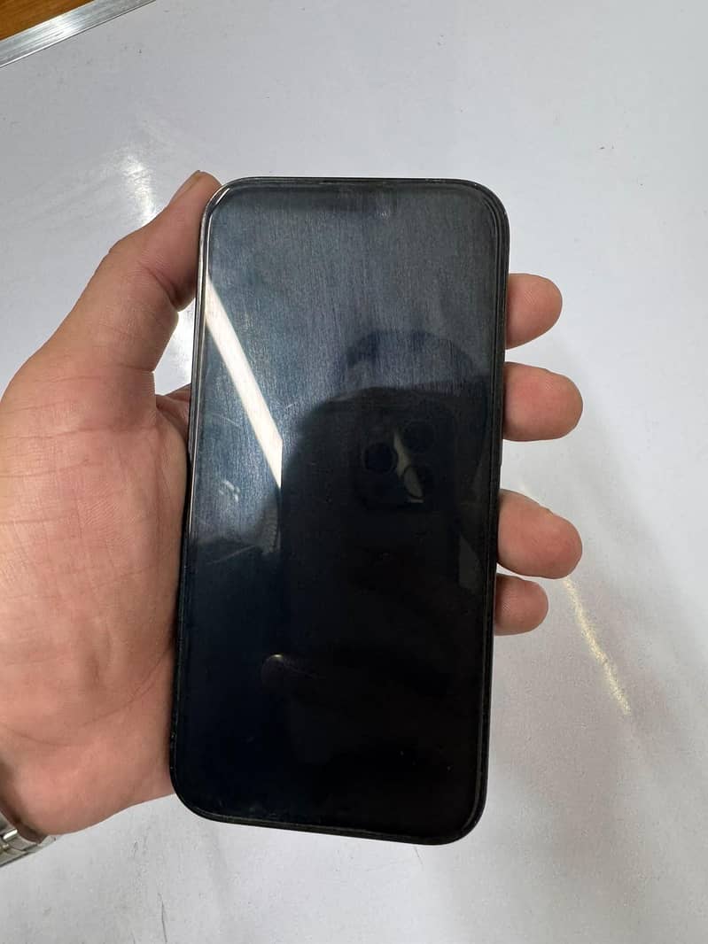 Apple iPhone 14 Pro 1