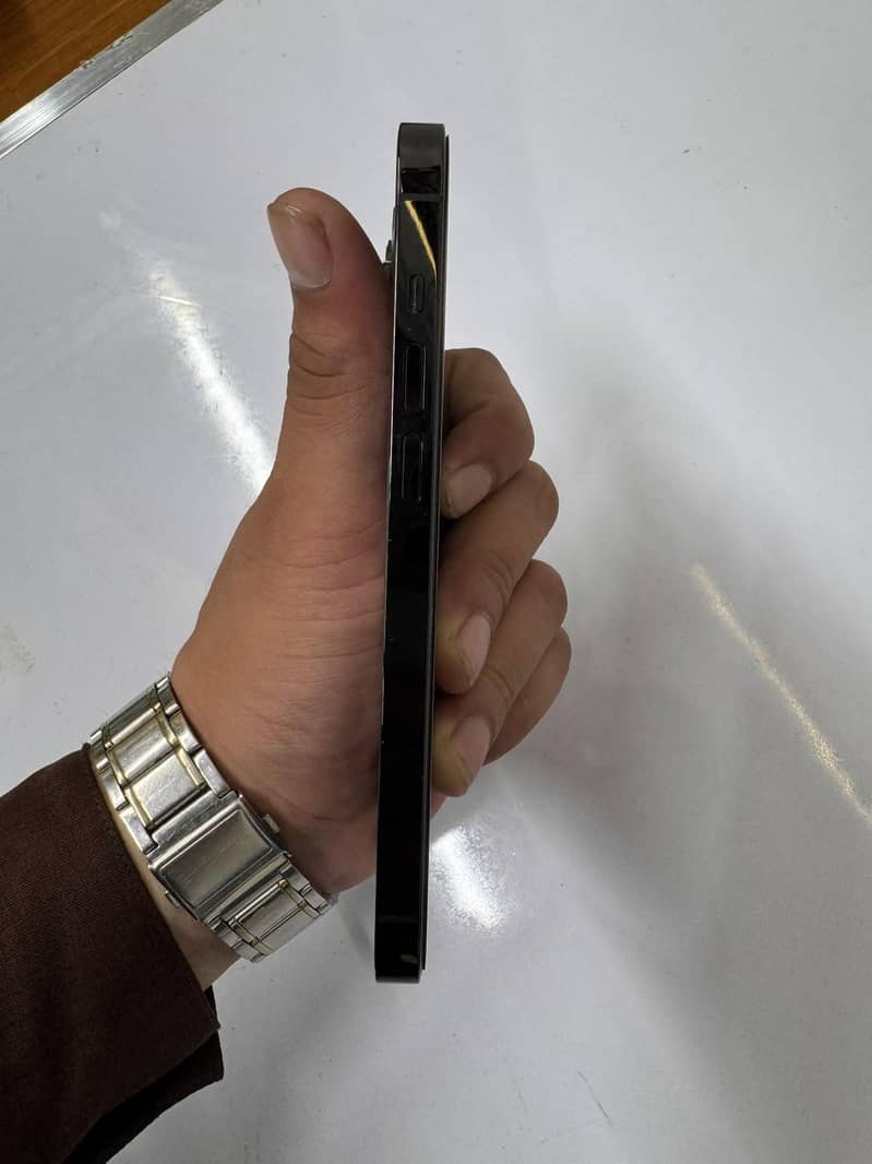 Apple iPhone 14 Pro 5