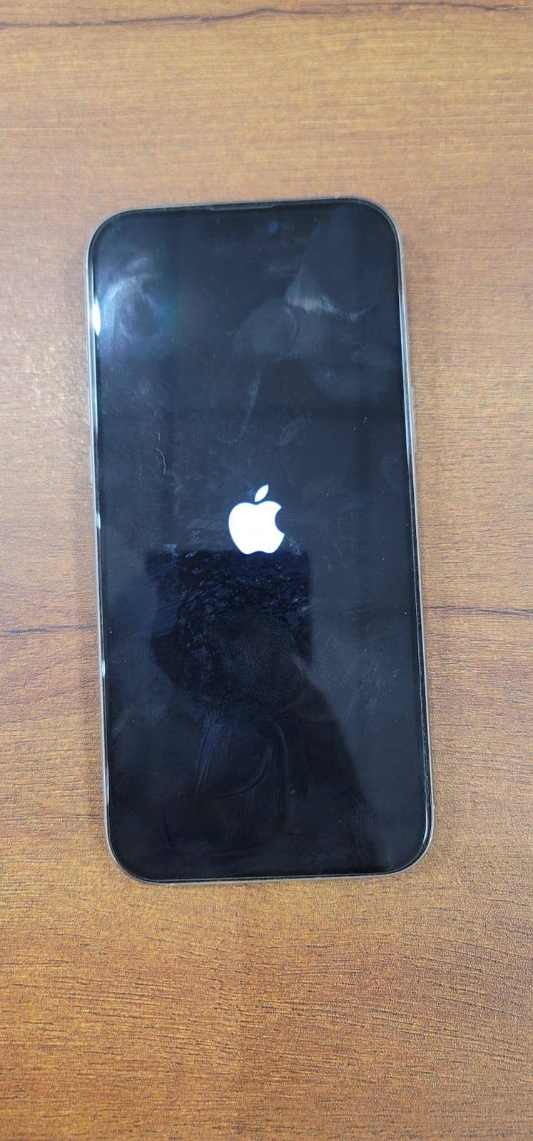 Apple iPhone 16 Pro Max 2