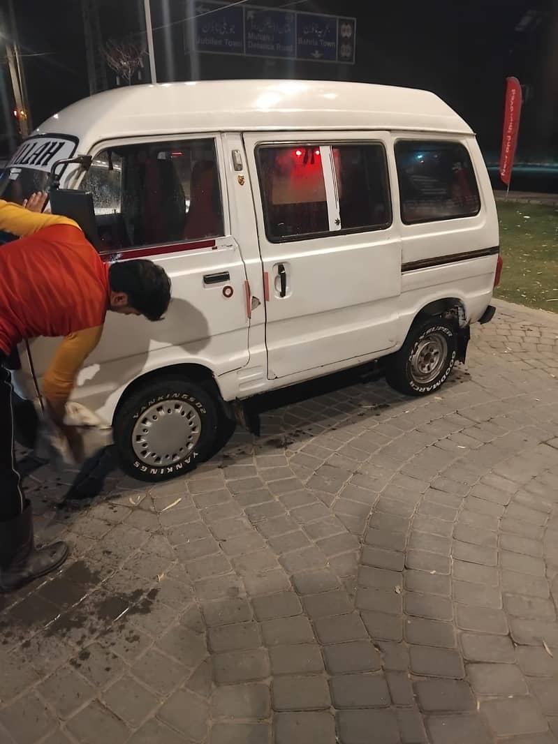 Suzuki bolan 1