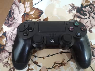 PS4 Dual Shock Controller