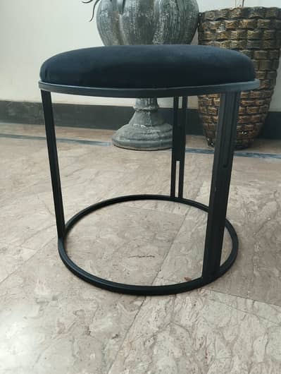 Sitting stools pair for sell. . . 03329811782