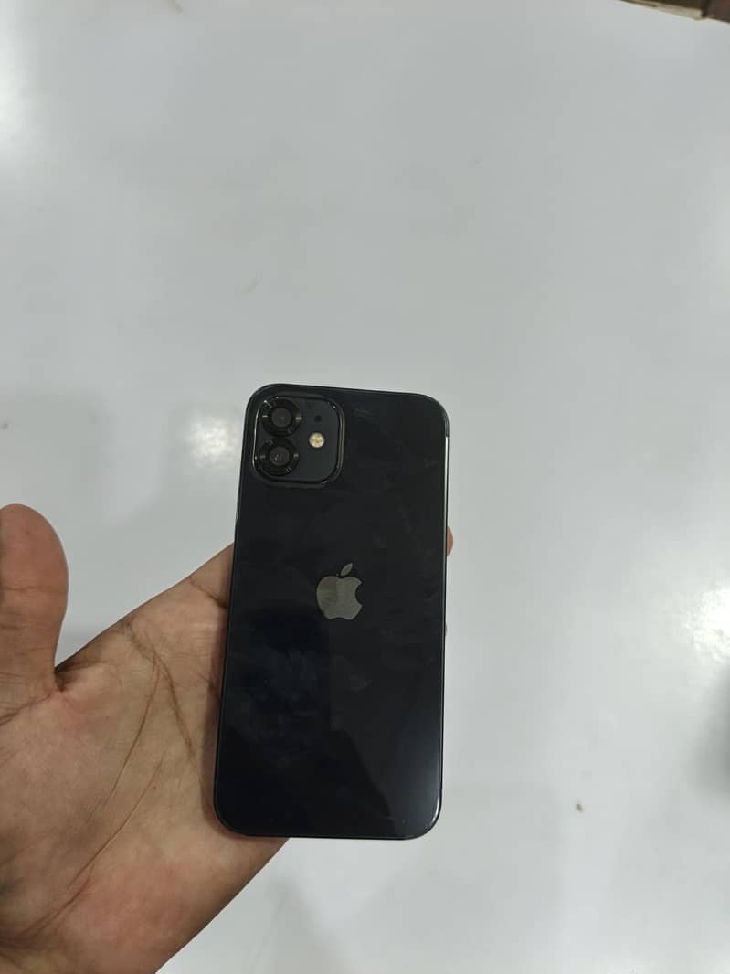 Apple iPhone 12 9