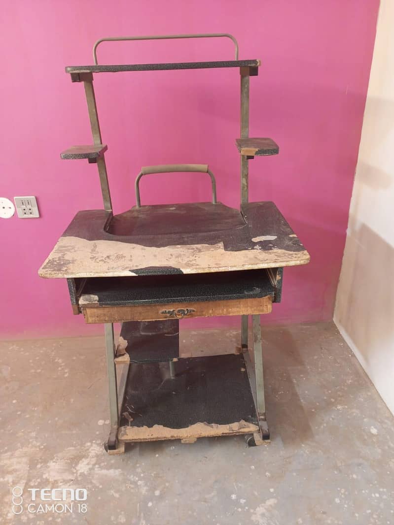 Computer Table 3