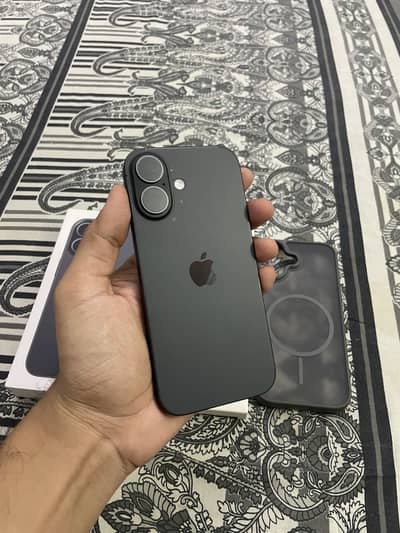Apple iPhone 17