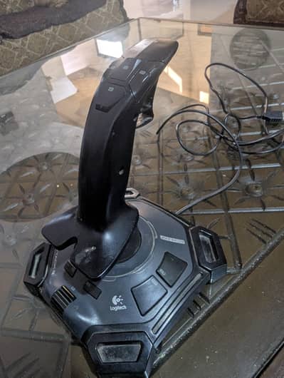 Logitech Attack 3 joystick