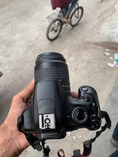 canon 1200 D