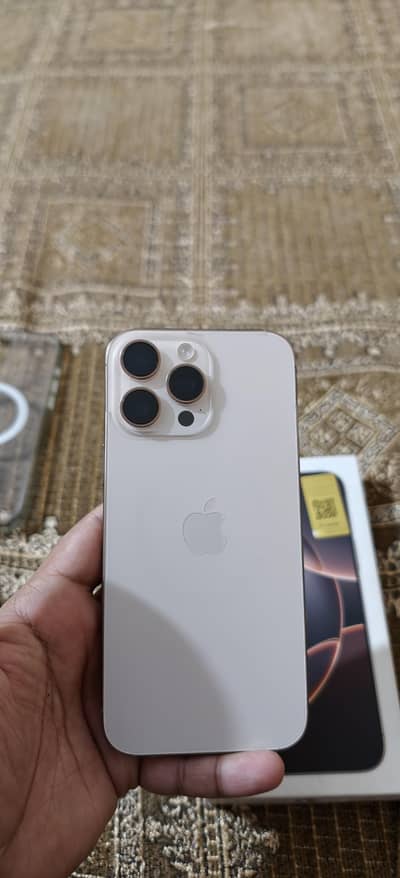 Apple iPhone 16 Pro Max