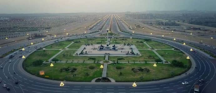 LOW COST 10 MARLA RESIDENTIAL PLOT WITH POSSESSION UTILITY PAID IS AVAILABLE FOR SALE IN GOLF VIEW RESIDENCIA PHASE 2 BAHRIA TOWN LAHORE