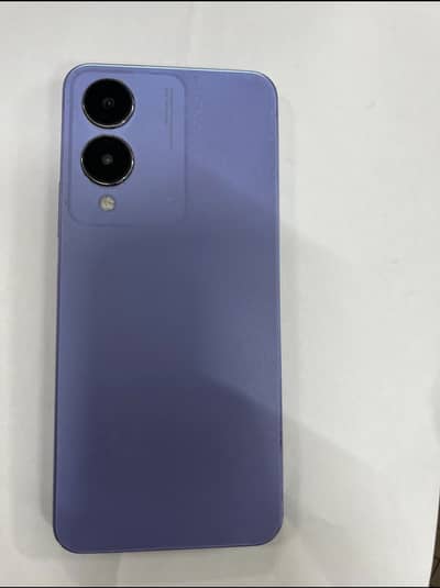 Vivo Y17