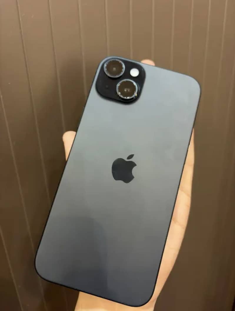 Apple iPhone 15 plus 0