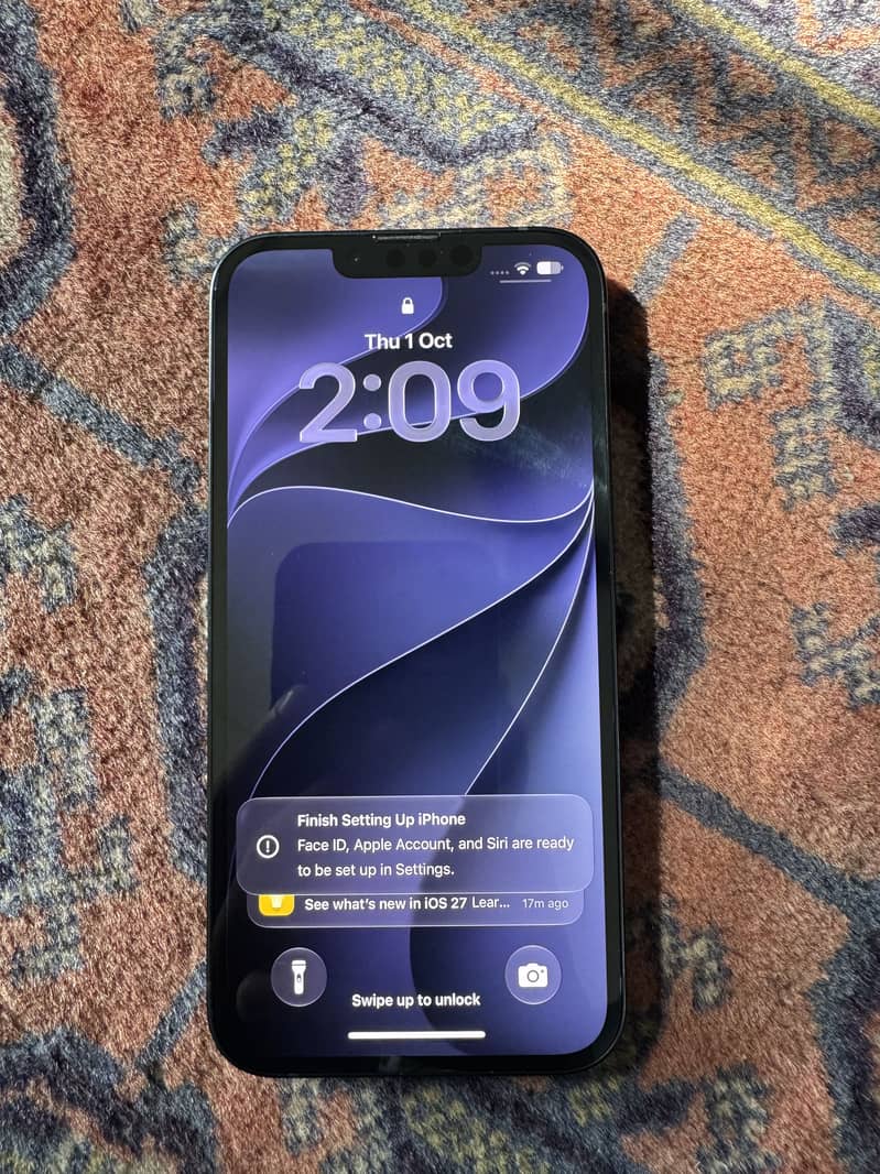 Apple iPhone 13 9