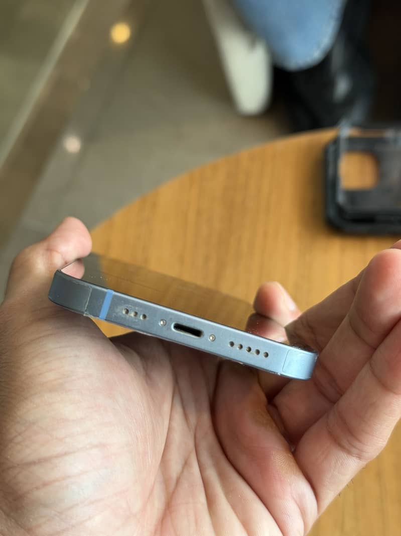 Apple iPhone 14 2