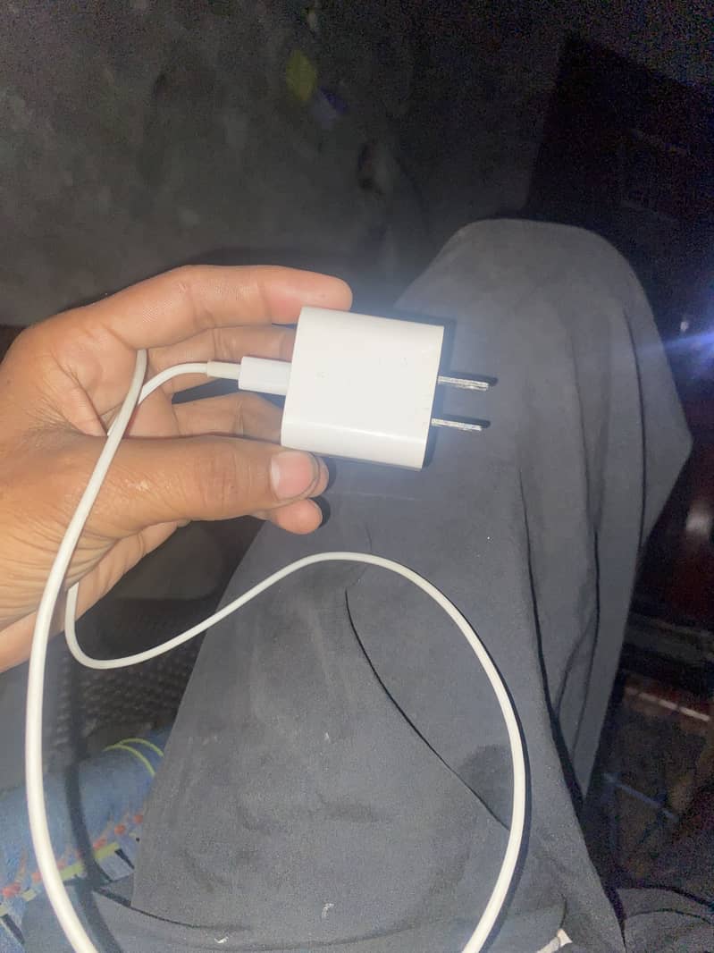 Apple iPhone 11 0