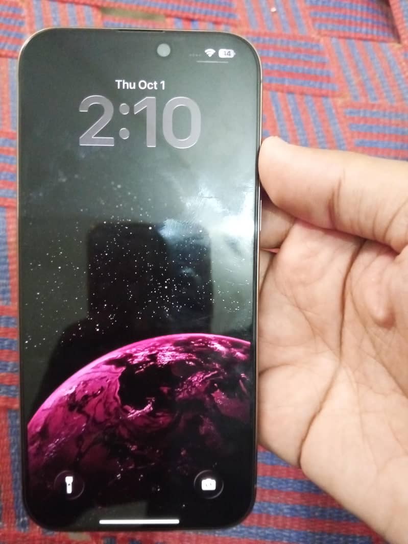 Apple iPhone 16 Pro Max 3